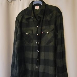 Mens Levi's flannel shirt